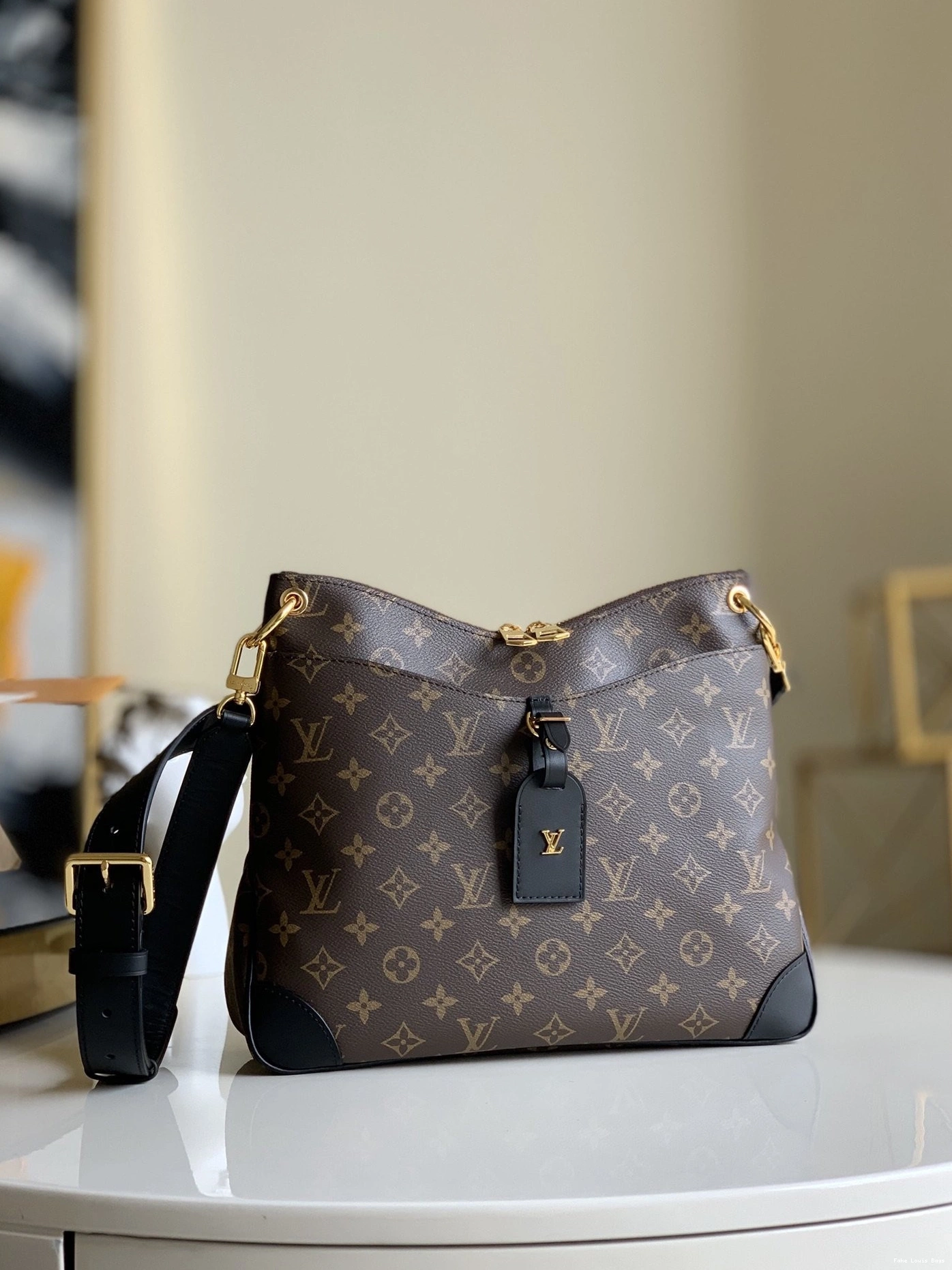 Rep ladies MM VUITTON LOUIS ODÉON 0824